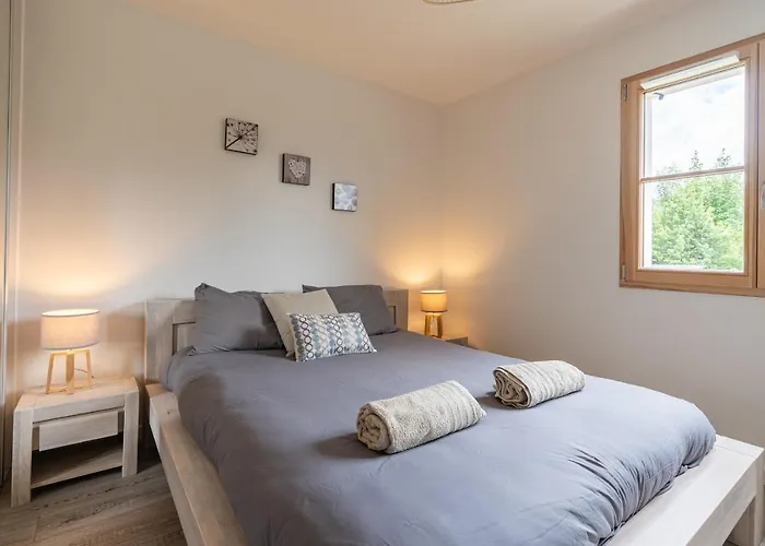 Talloires Village, Lac D\'Annecy, Residence Recente 4 Etoiles